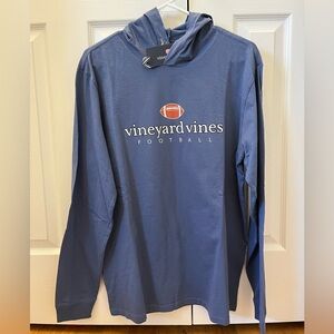 NWT ⭐️ Vineyard Vines Football Graphic Hoodie Tee Sz M